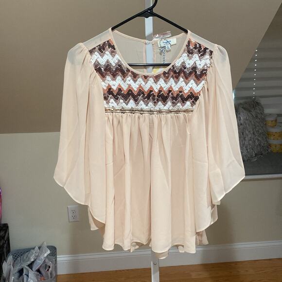 Hayden Cream Sequin Embellished Top - Picture 4 of 8